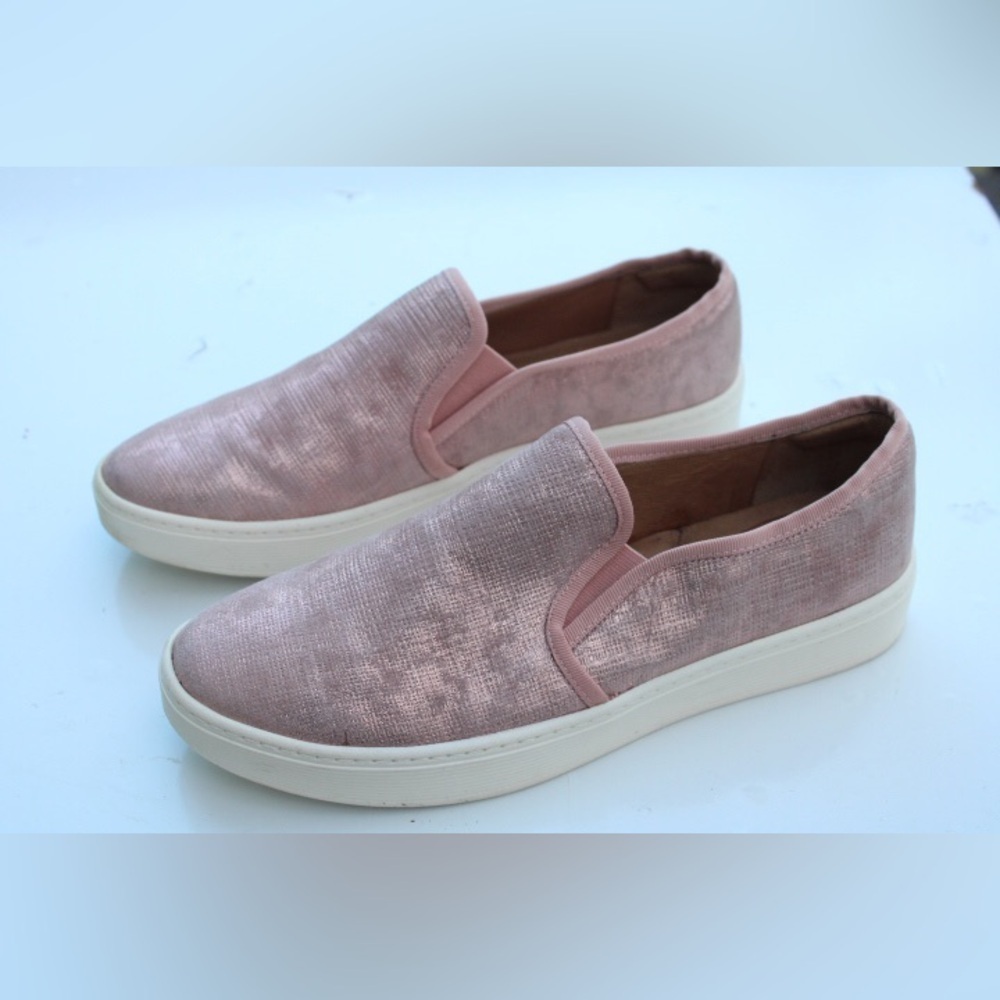 Sofft Somers slip on shoes - Picture 2 of 11